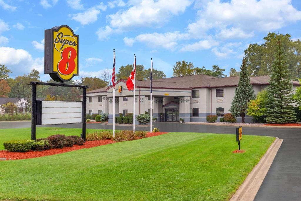 Super 8 By Wyndham Marysville/Port Huron Area Exteriér fotografie