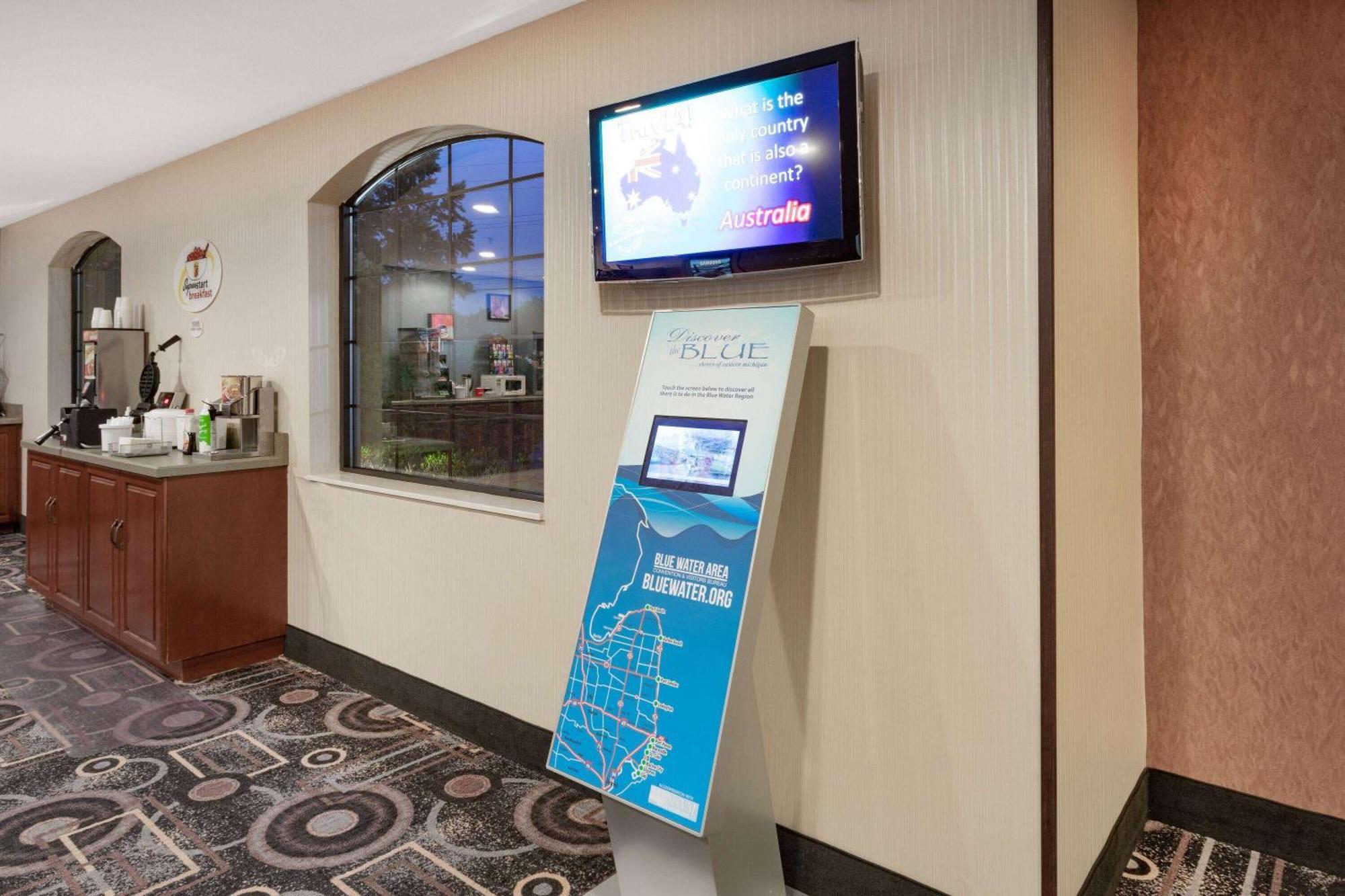 Super 8 By Wyndham Marysville/Port Huron Area Exteriér fotografie