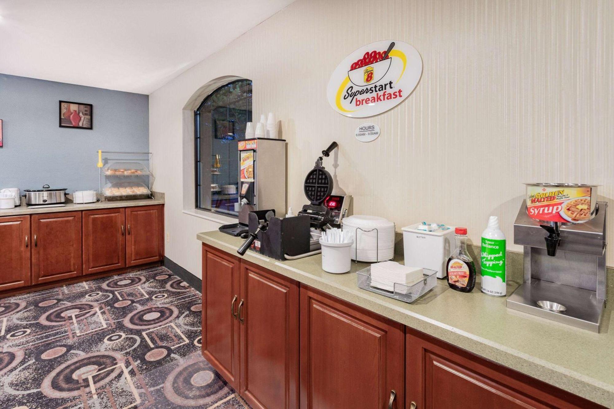 Super 8 By Wyndham Marysville/Port Huron Area Exteriér fotografie