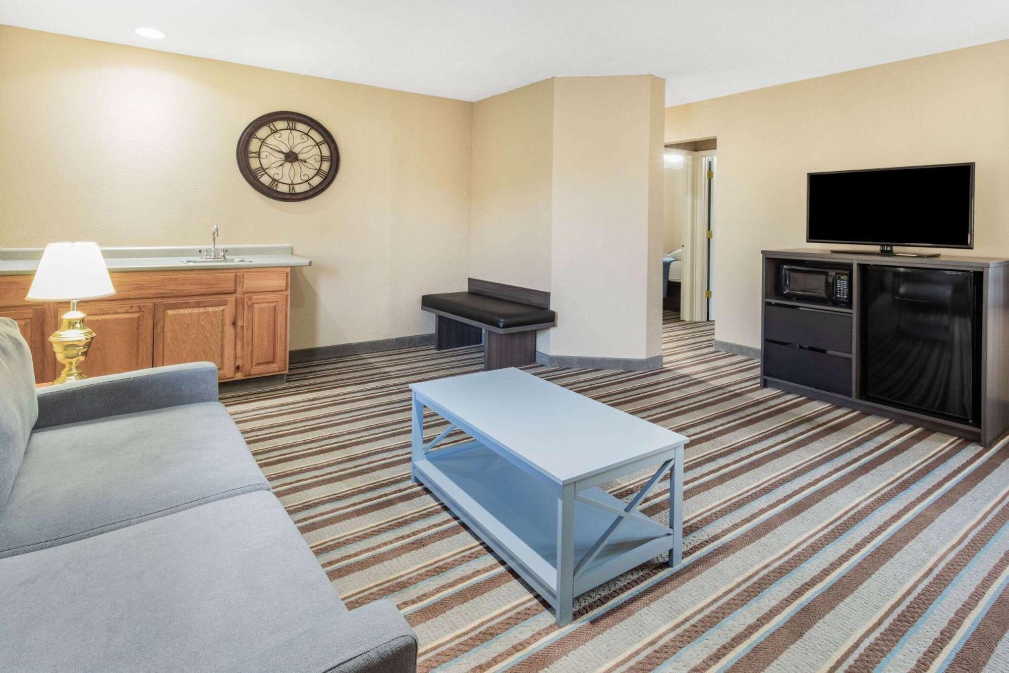 Super 8 By Wyndham Marysville/Port Huron Area Exteriér fotografie